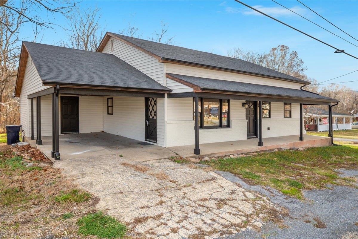 1999 US HWY 340, STANLEY, Virginia 22851, 3 Bedrooms Bedrooms, ,3 BathroomsBathrooms,Residential,1999 US HWY 340,671481 MLS # 671481