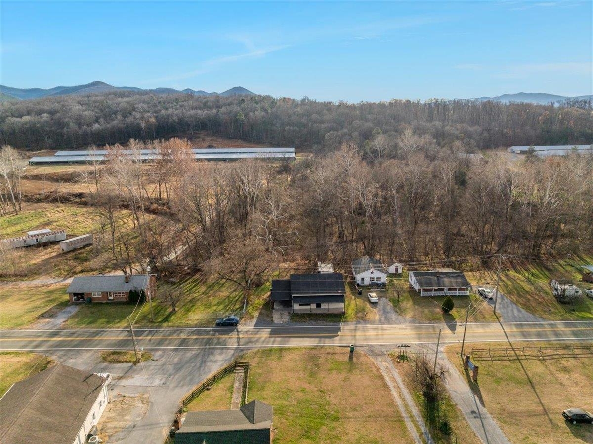 1999 US HWY 340, STANLEY, Virginia 22851, 3 Bedrooms Bedrooms, ,3 BathroomsBathrooms,Residential,1999 US HWY 340,671481 MLS # 671481