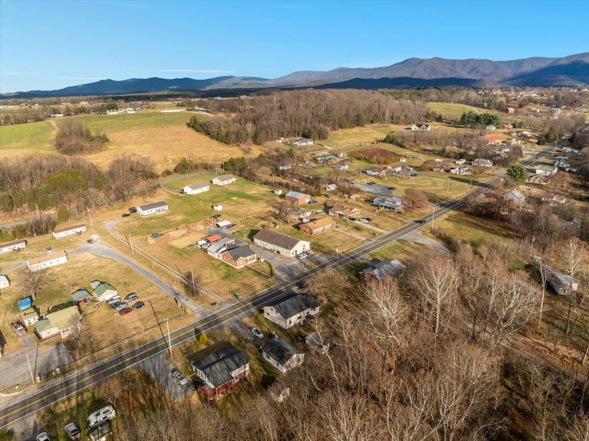 1999 US HWY 340, STANLEY, Virginia 22851, 3 Bedrooms Bedrooms, ,3 BathroomsBathrooms,Residential,1999 US HWY 340,671481 MLS # 671481