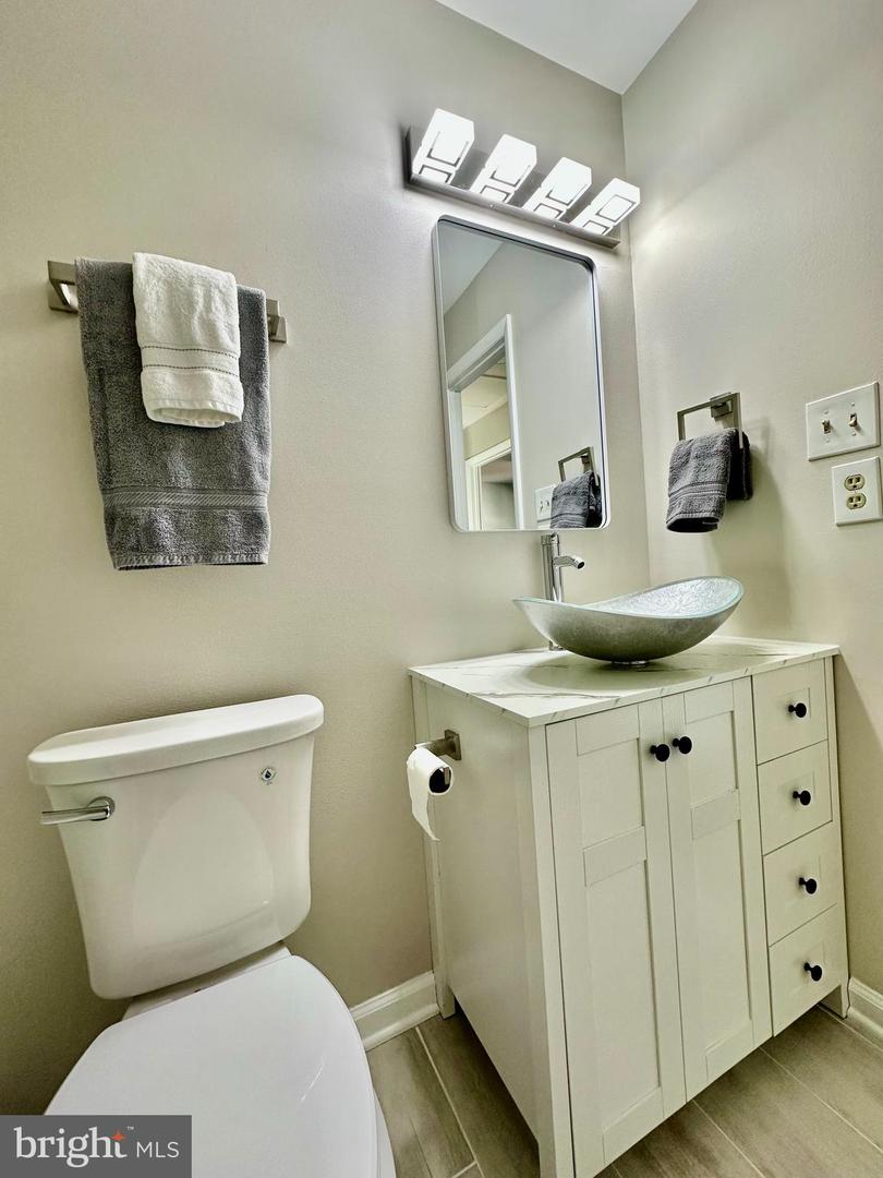 5611 ROUNDTREE DR, WOODBRIDGE, Virginia 22193, 3 Bedrooms Bedrooms, ,2 BathroomsBathrooms,Residential,For sale,5611 ROUNDTREE DR,VAPW2106206 MLS # VAPW2106206