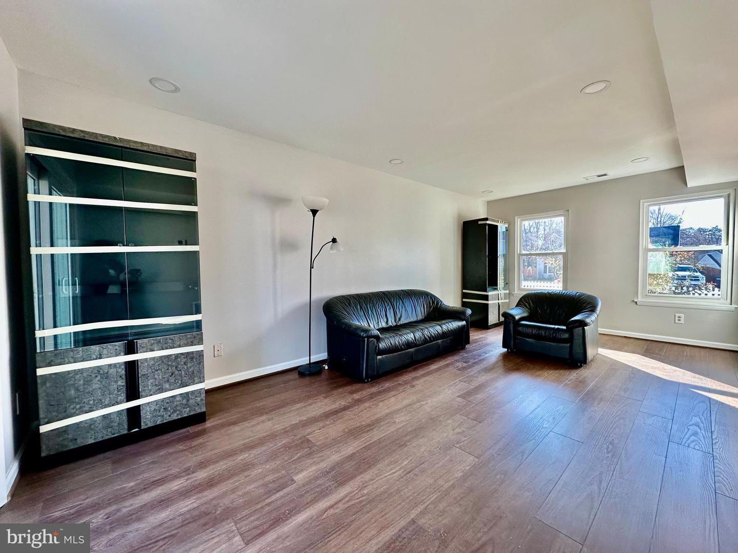 5611 ROUNDTREE DR, WOODBRIDGE, Virginia 22193, 3 Bedrooms Bedrooms, ,2 BathroomsBathrooms,Residential,For sale,5611 ROUNDTREE DR,VAPW2106206 MLS # VAPW2106206