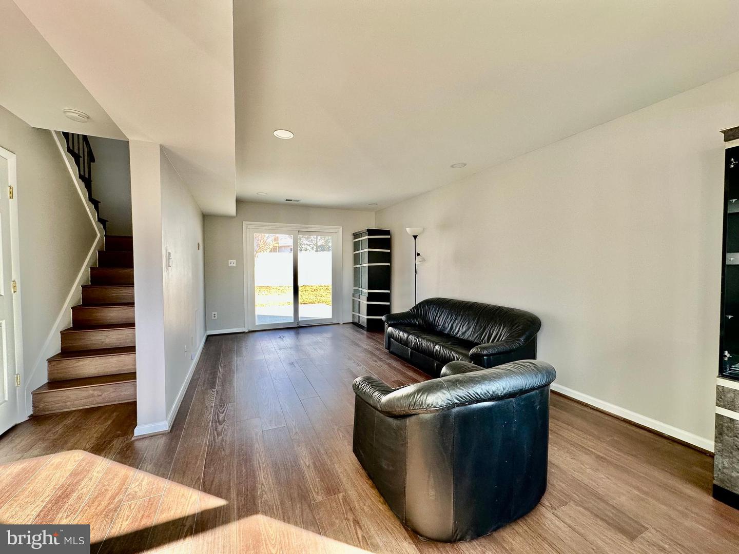 5611 ROUNDTREE DR, WOODBRIDGE, Virginia 22193, 3 Bedrooms Bedrooms, ,2 BathroomsBathrooms,Residential,For sale,5611 ROUNDTREE DR,VAPW2106206 MLS # VAPW2106206