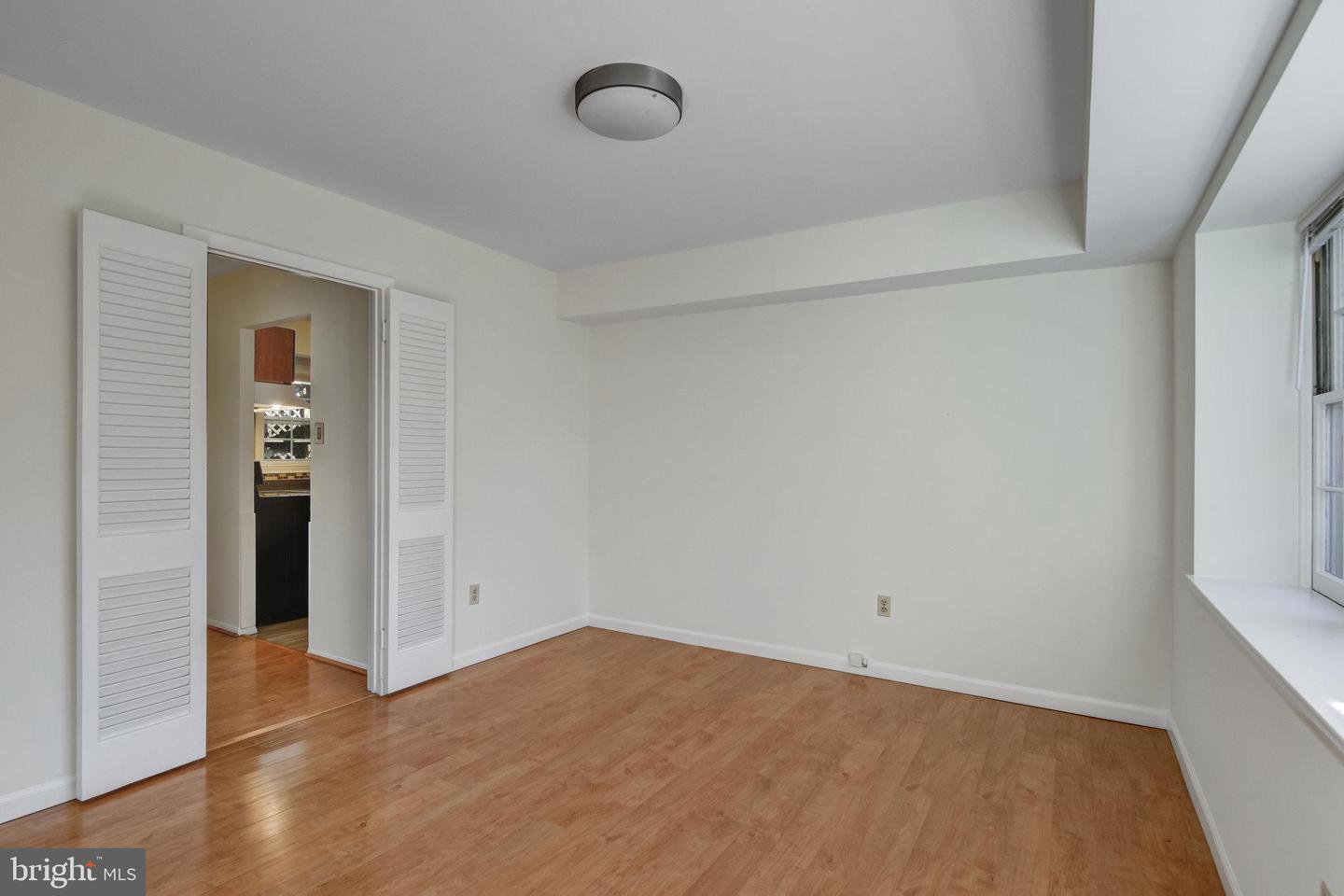 12801 POINT PLEASANT DR, FAIRFAX, Virginia 22033, 4 Bedrooms Bedrooms, ,2 BathroomsBathrooms,Residential,For sale,12801 POINT PLEASANT DR,VAFX2275644 MLS # VAFX2275644