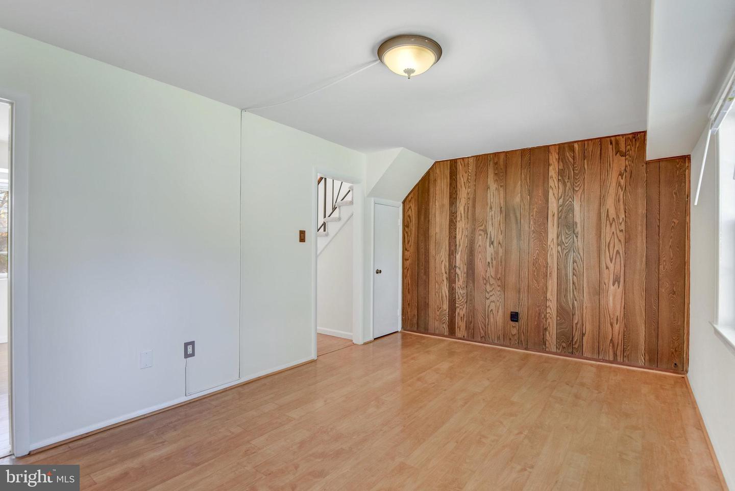 12801 POINT PLEASANT DR, FAIRFAX, Virginia 22033, 4 Bedrooms Bedrooms, ,2 BathroomsBathrooms,Residential,For sale,12801 POINT PLEASANT DR,VAFX2275644 MLS # VAFX2275644