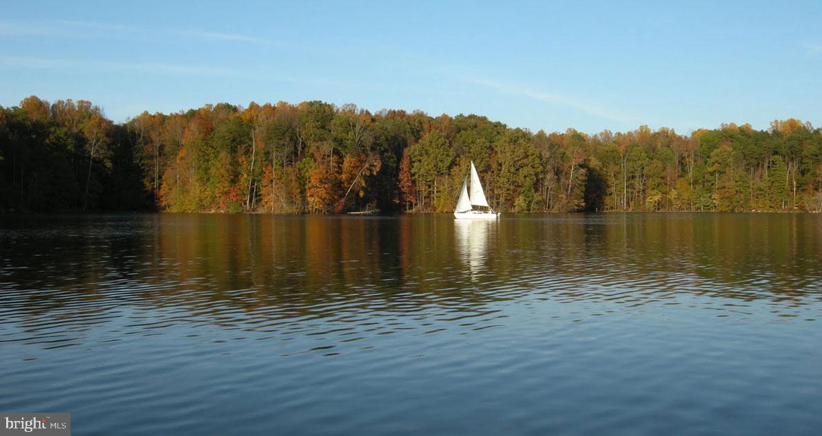 9000 FOX RUN DR, SPOTSYLVANIA, Virginia 22551, 2 Bedrooms Bedrooms, ,1 BathroomBathrooms,Residential,For sale,9000 FOX RUN DR,VASP2037308 MLS # VASP2037308