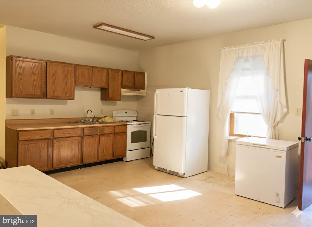 9000 FOX RUN DR, SPOTSYLVANIA, Virginia 22551, 2 Bedrooms Bedrooms, ,1 BathroomBathrooms,Residential,For sale,9000 FOX RUN DR,VASP2037308 MLS # VASP2037308