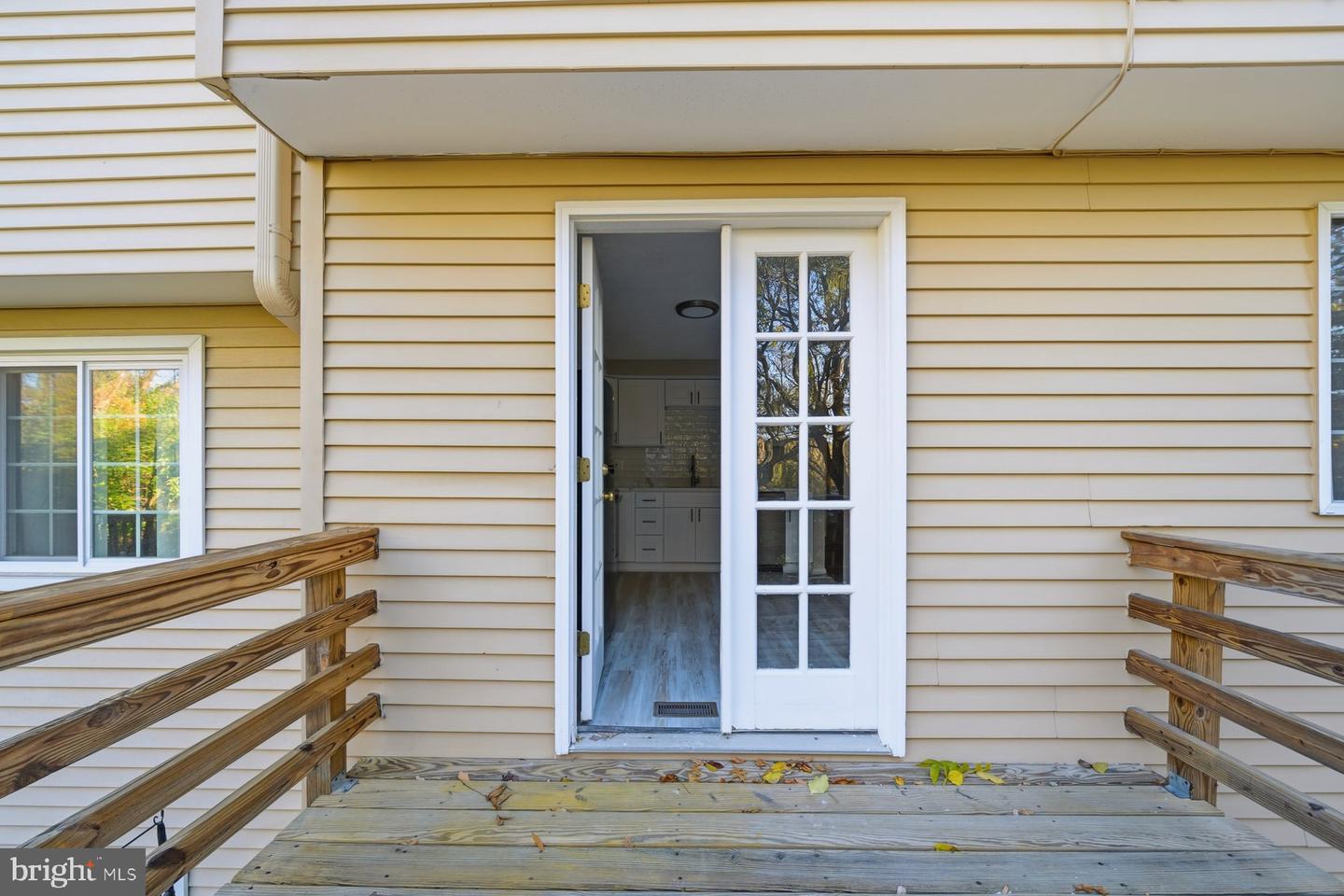 2838 RAYMOND CT, FALLS CHURCH, Virginia 22042, 3 Bedrooms Bedrooms, ,2 BathroomsBathrooms,Residential,For sale,2838 RAYMOND CT,VAFX2277984 MLS # VAFX2277984