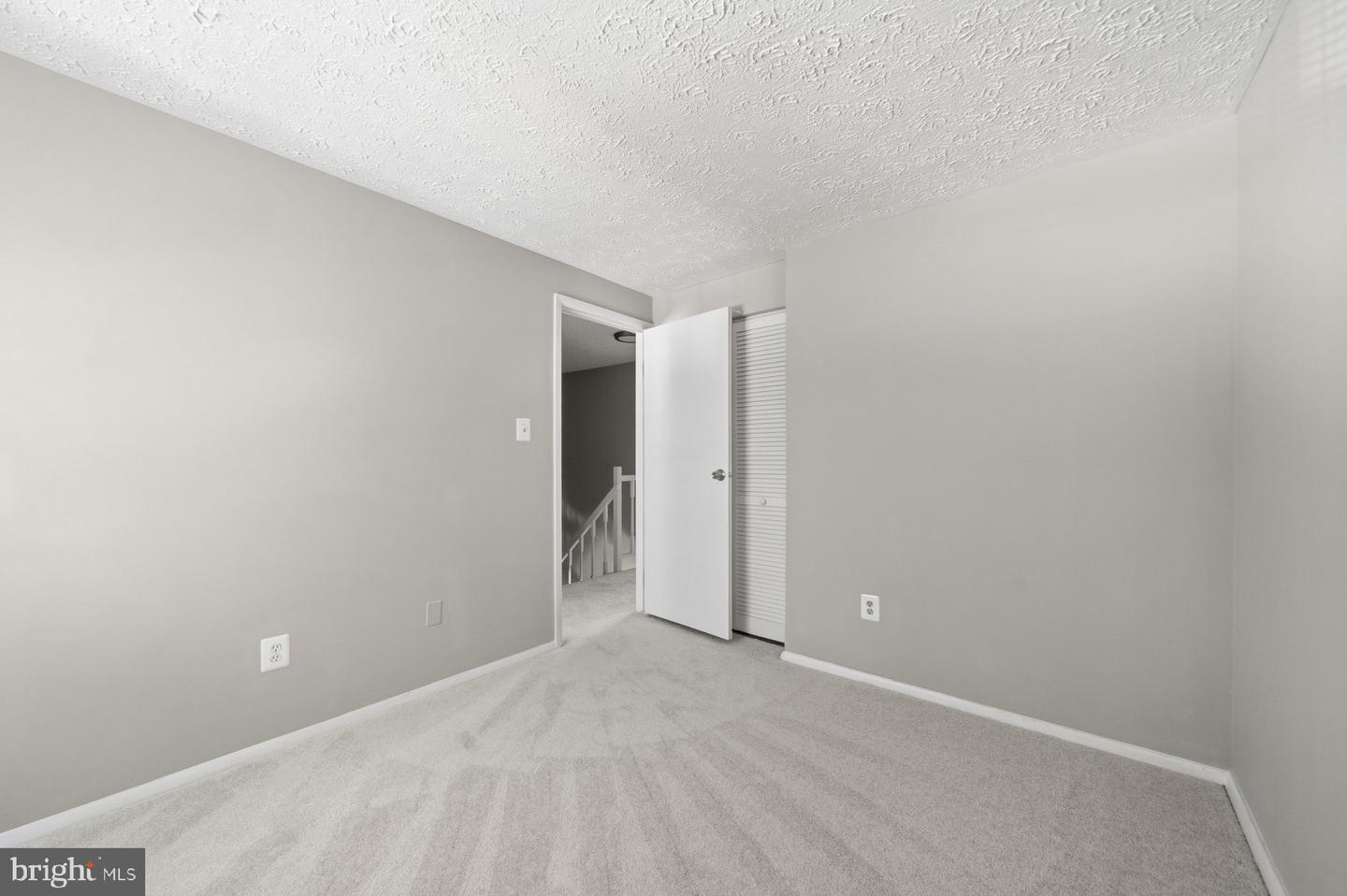 2838 RAYMOND CT, FALLS CHURCH, Virginia 22042, 3 Bedrooms Bedrooms, ,2 BathroomsBathrooms,Residential,For sale,2838 RAYMOND CT,VAFX2277984 MLS # VAFX2277984