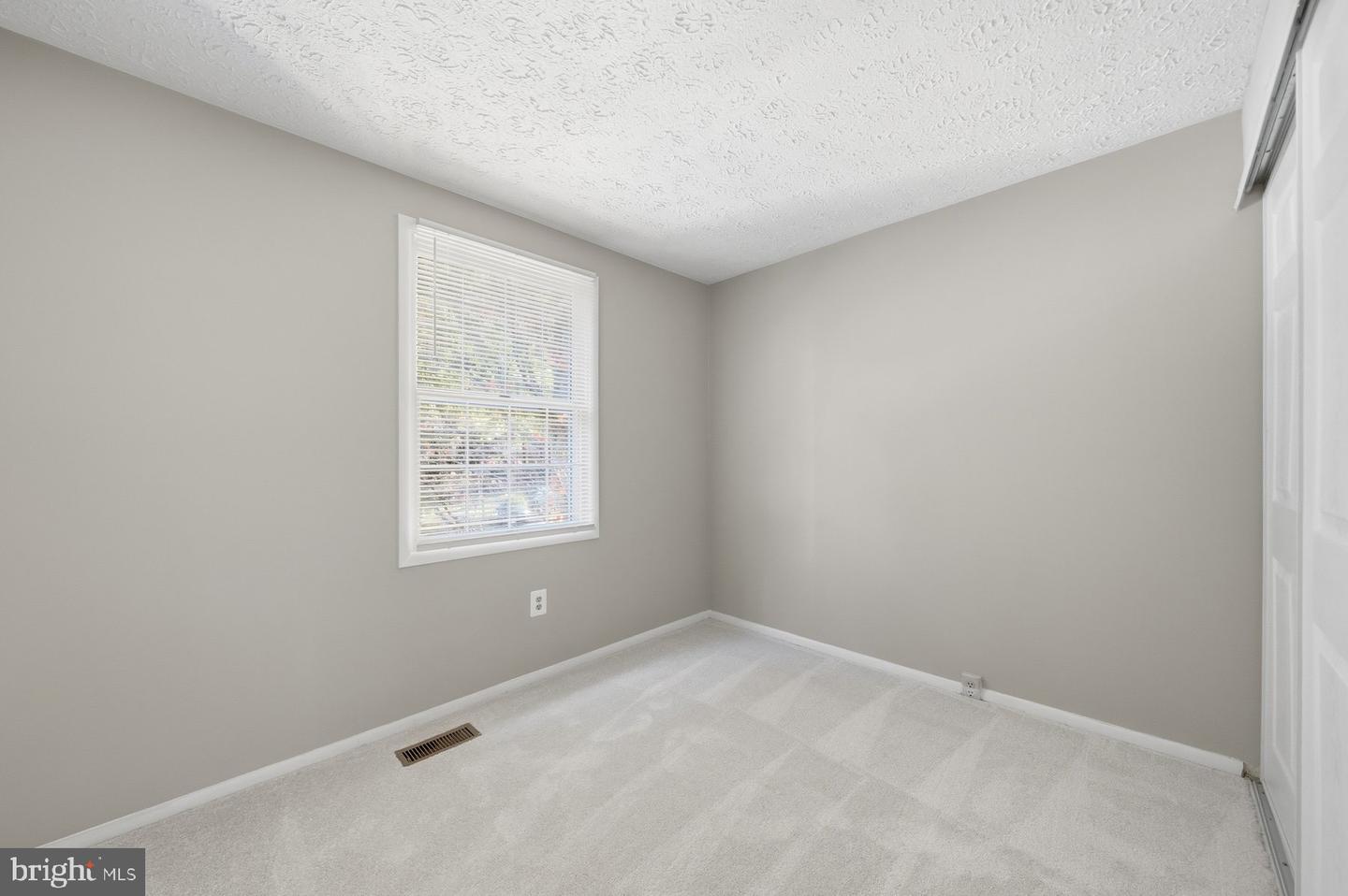 2838 RAYMOND CT, FALLS CHURCH, Virginia 22042, 3 Bedrooms Bedrooms, ,2 BathroomsBathrooms,Residential,For sale,2838 RAYMOND CT,VAFX2277984 MLS # VAFX2277984