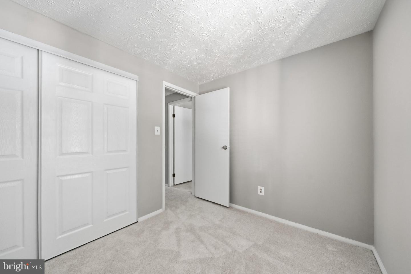 2838 RAYMOND CT, FALLS CHURCH, Virginia 22042, 3 Bedrooms Bedrooms, ,2 BathroomsBathrooms,Residential,For sale,2838 RAYMOND CT,VAFX2277984 MLS # VAFX2277984