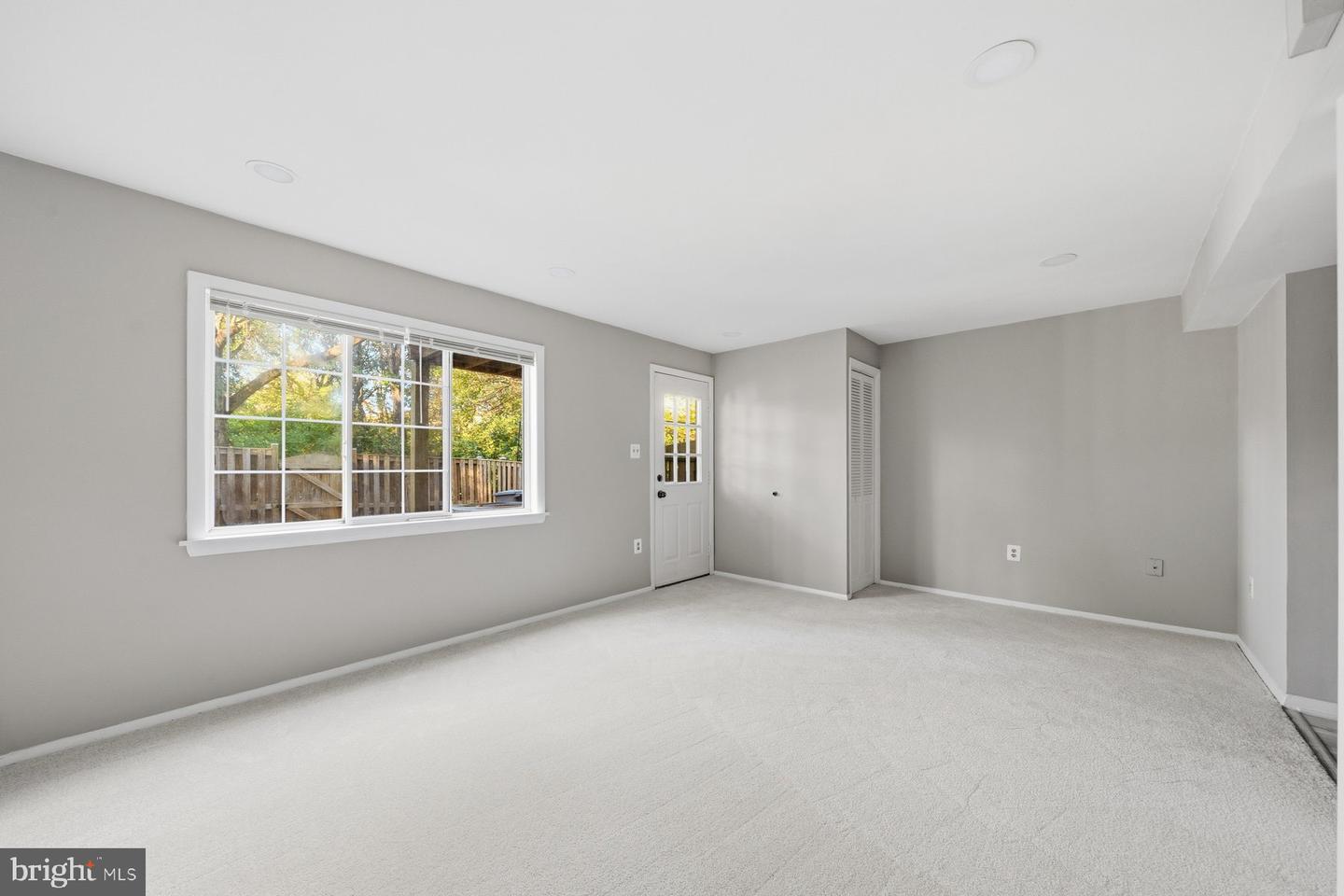 2838 RAYMOND CT, FALLS CHURCH, Virginia 22042, 3 Bedrooms Bedrooms, ,2 BathroomsBathrooms,Residential,For sale,2838 RAYMOND CT,VAFX2277984 MLS # VAFX2277984