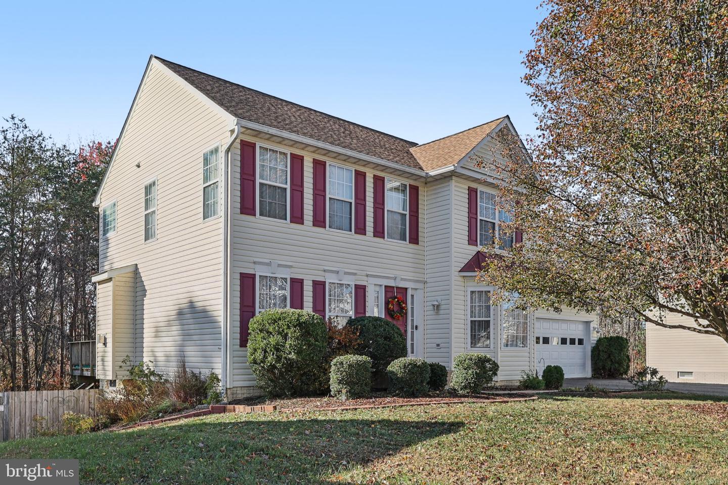 6930 VERSAILLE DR, FREDERICKSBURG, Virginia 22407, 5 Bedrooms Bedrooms, ,3 BathroomsBathrooms,Residential,For sale,6930 VERSAILLE DR,VASP2037574 MLS # VASP2037574