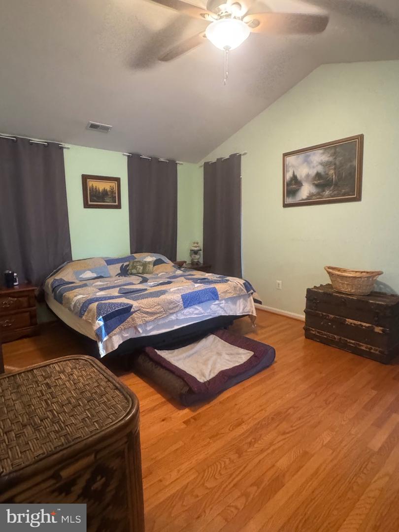 6930 VERSAILLE DR, FREDERICKSBURG, Virginia 22407, 5 Bedrooms Bedrooms, ,3 BathroomsBathrooms,Residential,For sale,6930 VERSAILLE DR,VASP2037574 MLS # VASP2037574