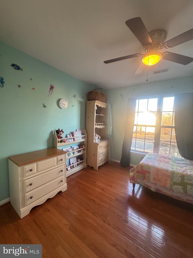 6930 VERSAILLE DR, FREDERICKSBURG, Virginia 22407, 5 Bedrooms Bedrooms, ,3 BathroomsBathrooms,Residential,For sale,6930 VERSAILLE DR,VASP2037574 MLS # VASP2037574