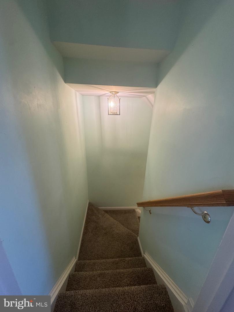 6930 VERSAILLE DR, FREDERICKSBURG, Virginia 22407, 5 Bedrooms Bedrooms, ,3 BathroomsBathrooms,Residential,For sale,6930 VERSAILLE DR,VASP2037574 MLS # VASP2037574