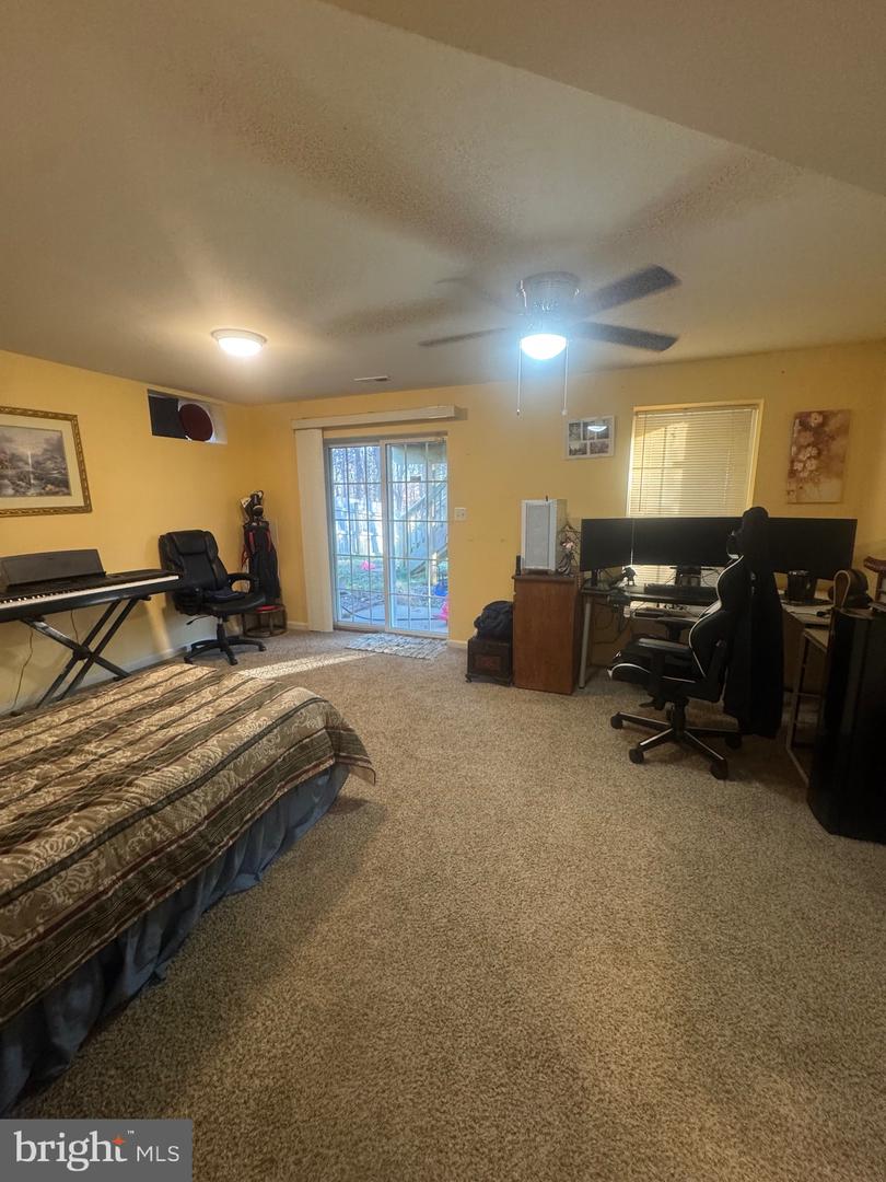 6930 VERSAILLE DR, FREDERICKSBURG, Virginia 22407, 5 Bedrooms Bedrooms, ,3 BathroomsBathrooms,Residential,For sale,6930 VERSAILLE DR,VASP2037574 MLS # VASP2037574