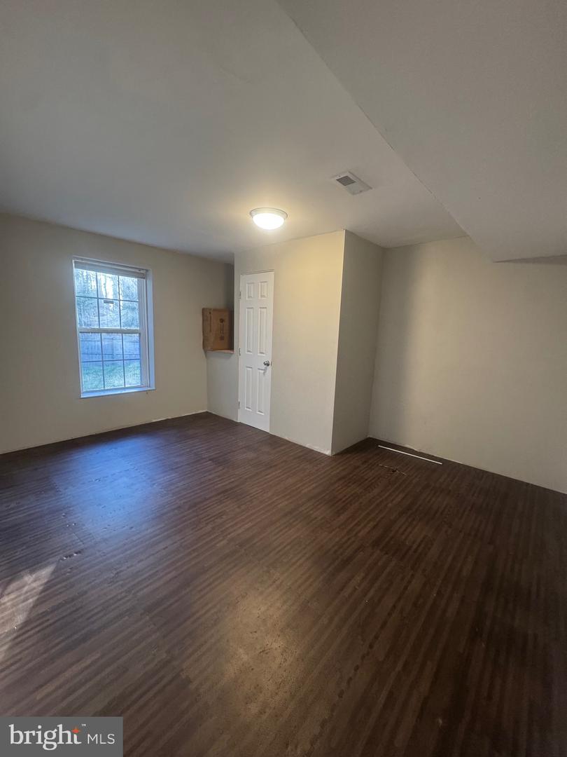 6930 VERSAILLE DR, FREDERICKSBURG, Virginia 22407, 5 Bedrooms Bedrooms, ,3 BathroomsBathrooms,Residential,For sale,6930 VERSAILLE DR,VASP2037574 MLS # VASP2037574