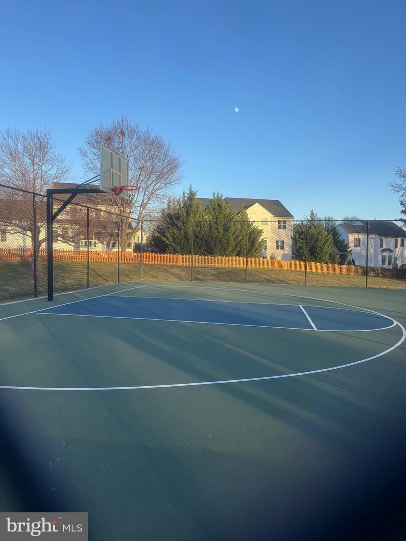 6930 VERSAILLE DR, FREDERICKSBURG, Virginia 22407, 5 Bedrooms Bedrooms, ,3 BathroomsBathrooms,Residential,For sale,6930 VERSAILLE DR,VASP2037574 MLS # VASP2037574