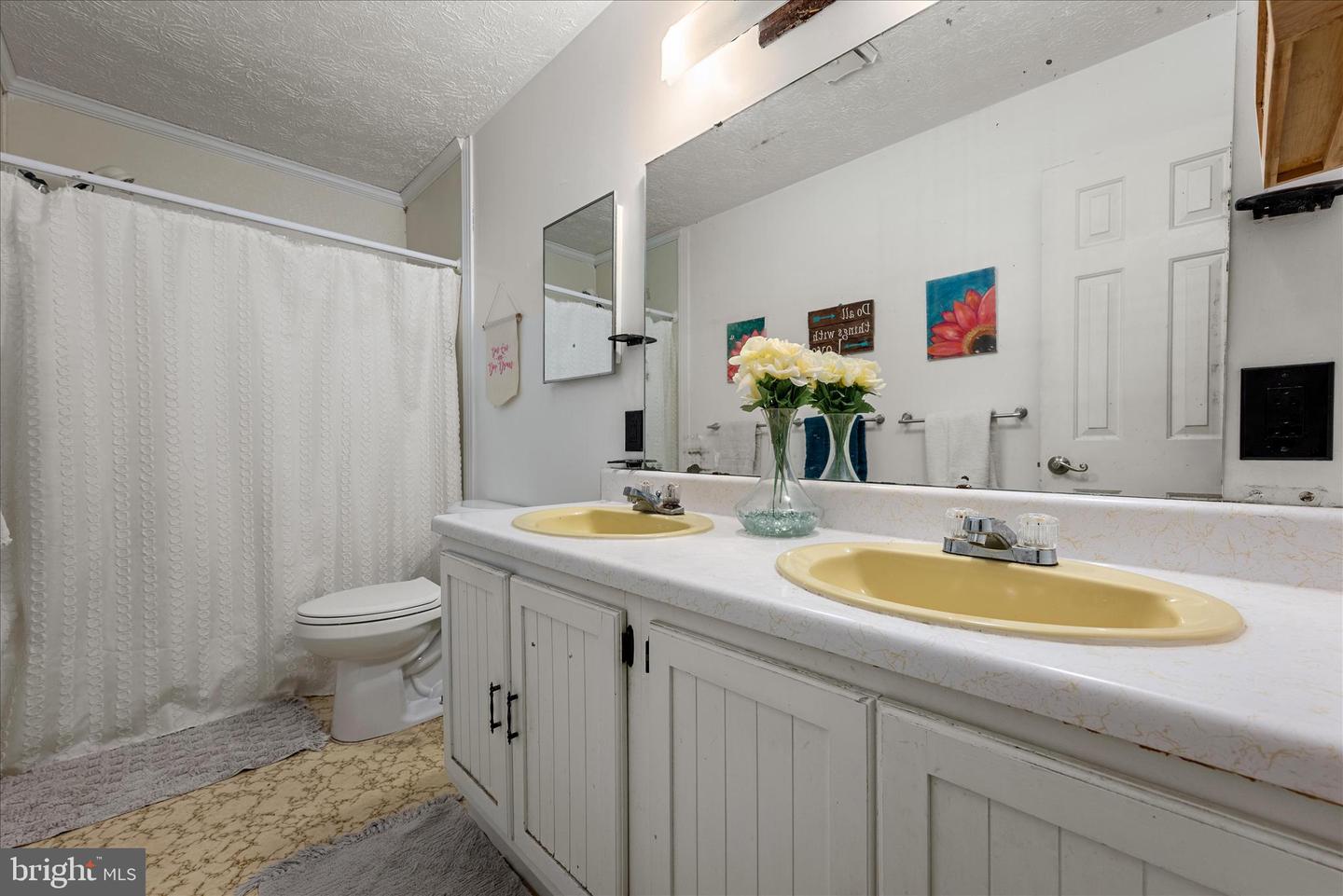 126 WARREN CIR, STEPHENS CITY, Virginia 22655, 3 Bedrooms Bedrooms, 7 Rooms Rooms,1 BathroomBathrooms,Residential,For sale,126 WARREN CIR,VAFV2038150 MLS # VAFV2038150