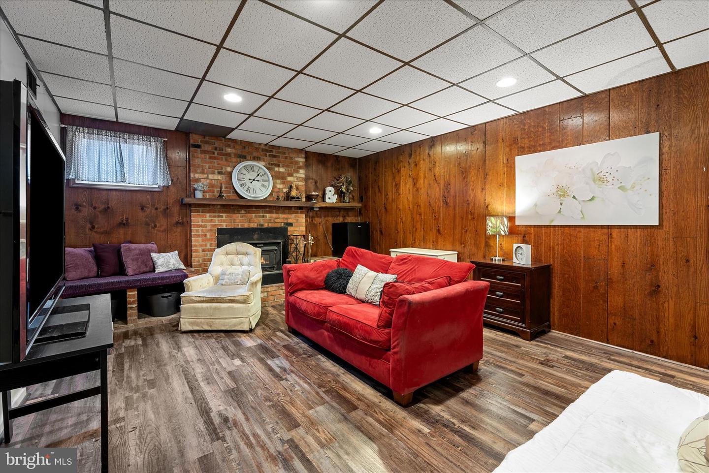 126 WARREN CIR, STEPHENS CITY, Virginia 22655, 3 Bedrooms Bedrooms, 7 Rooms Rooms,1 BathroomBathrooms,Residential,For sale,126 WARREN CIR,VAFV2038150 MLS # VAFV2038150