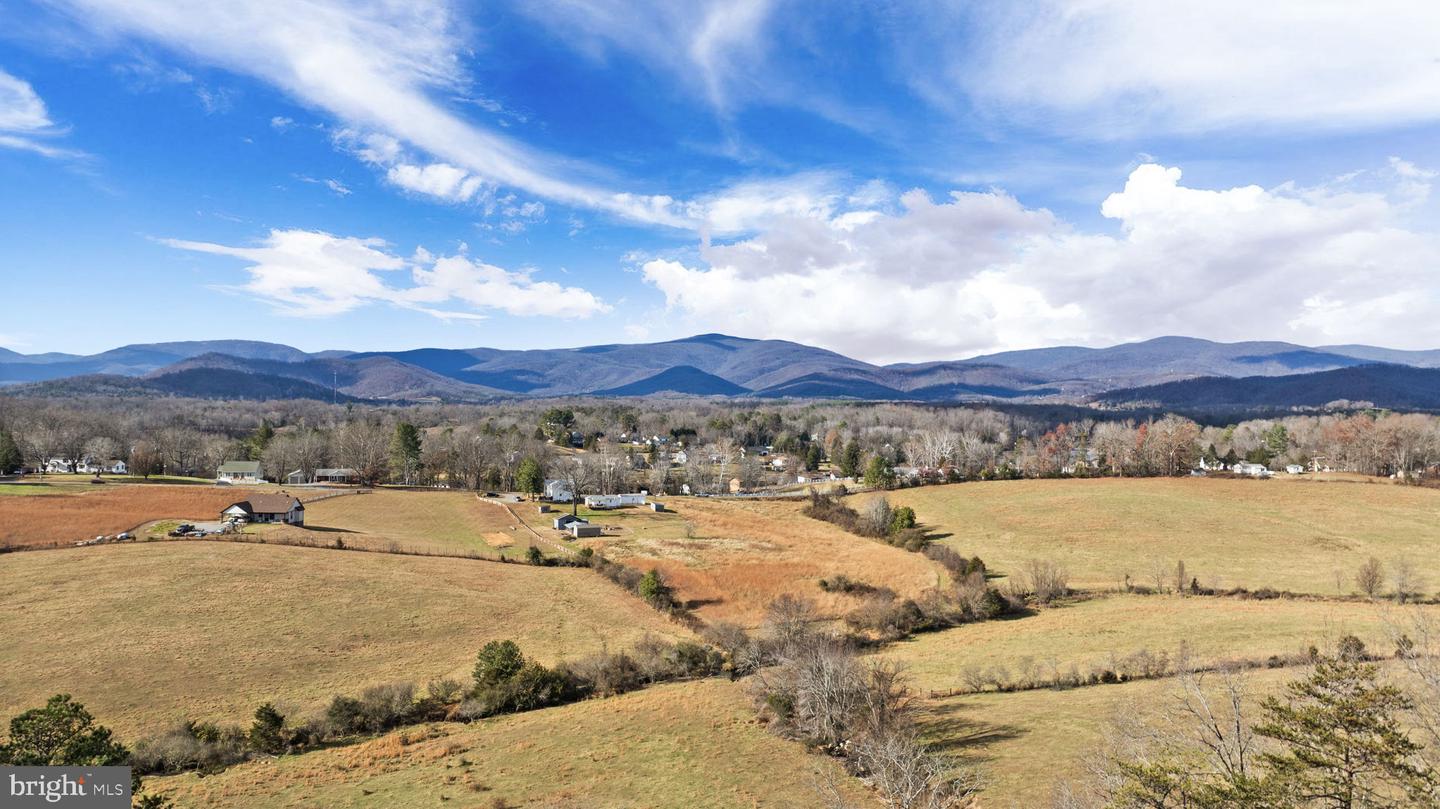 42 WESTVIEW RD, RUCKERSVILLE, Virginia 22968, 3 Bedrooms Bedrooms, ,2 BathroomsBathrooms,Residential,For sale,42 WESTVIEW RD,VAGR2000782 MLS # VAGR2000782