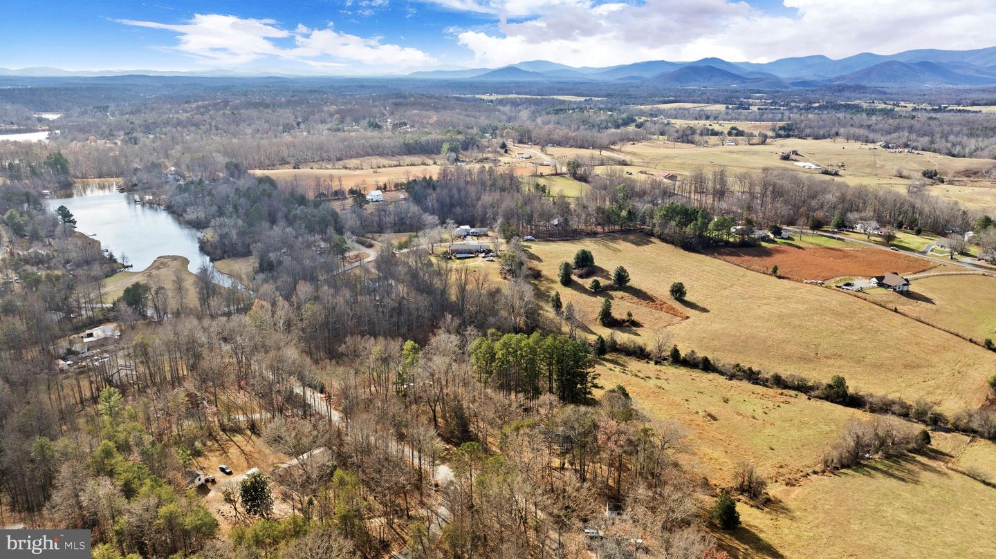 42 WESTVIEW RD, RUCKERSVILLE, Virginia 22968, 3 Bedrooms Bedrooms, ,2 BathroomsBathrooms,Residential,For sale,42 WESTVIEW RD,VAGR2000782 MLS # VAGR2000782