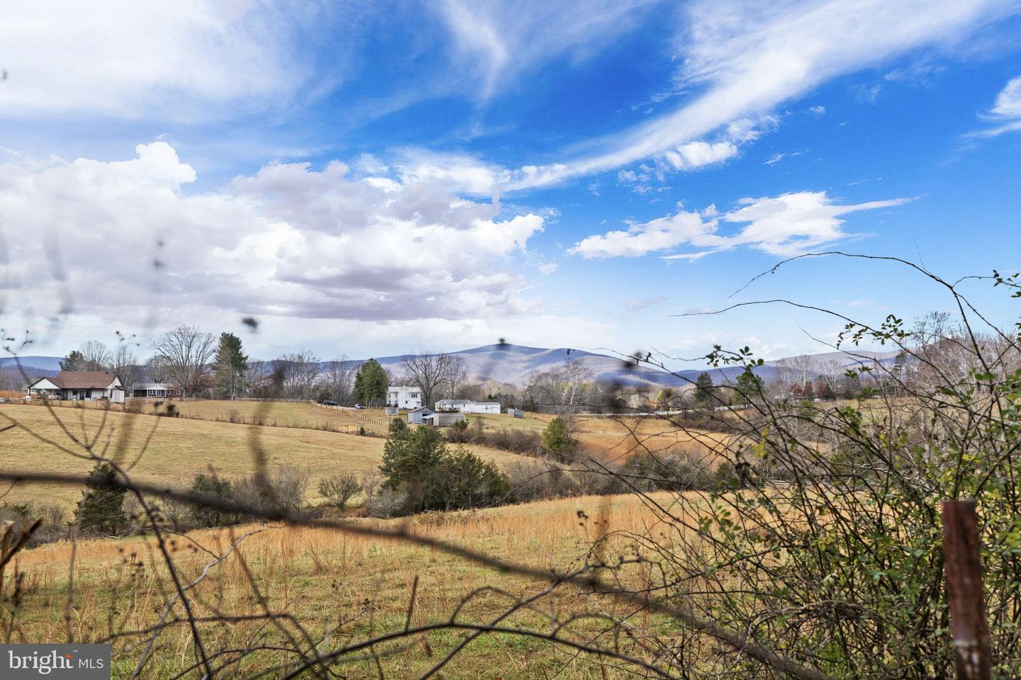 42 WESTVIEW RD, RUCKERSVILLE, Virginia 22968, 3 Bedrooms Bedrooms, ,2 BathroomsBathrooms,Residential,For sale,42 WESTVIEW RD,VAGR2000782 MLS # VAGR2000782