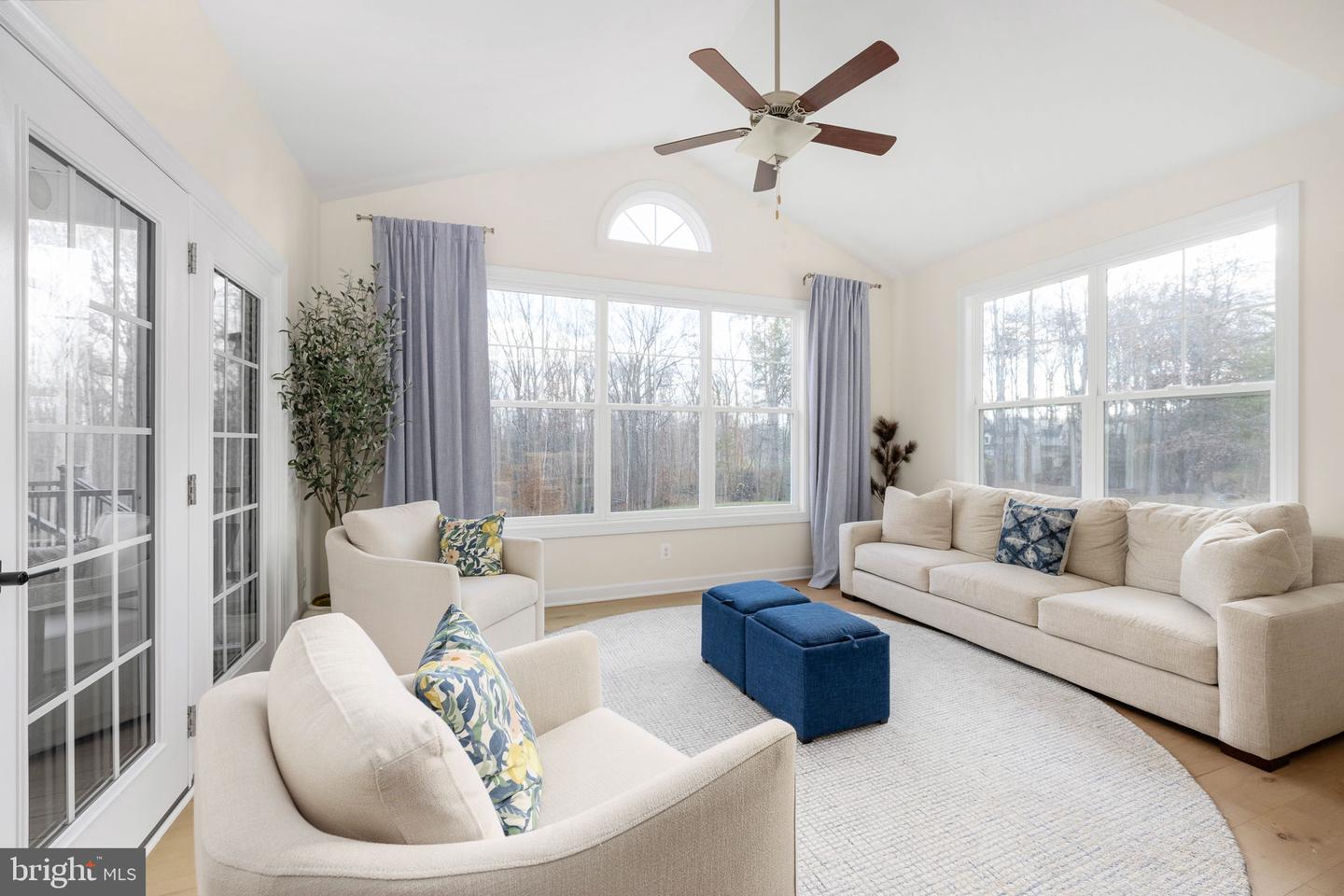 301 KINGDOM DR, FREDERICKSBURG, Virginia 22406, 5 Bedrooms Bedrooms, ,3 BathroomsBathrooms,Residential,For sale,301 KINGDOM DR,VAST2044390 MLS # VAST2044390 301 KINGDOM DR, FREDERICKSBURG, Virginia 22406, 5 Bedrooms Bedrooms, ,3 BathroomsBathrooms,Residential,For sale,301 KINGDOM DR,VAST2044390 MLS # VAST2044390