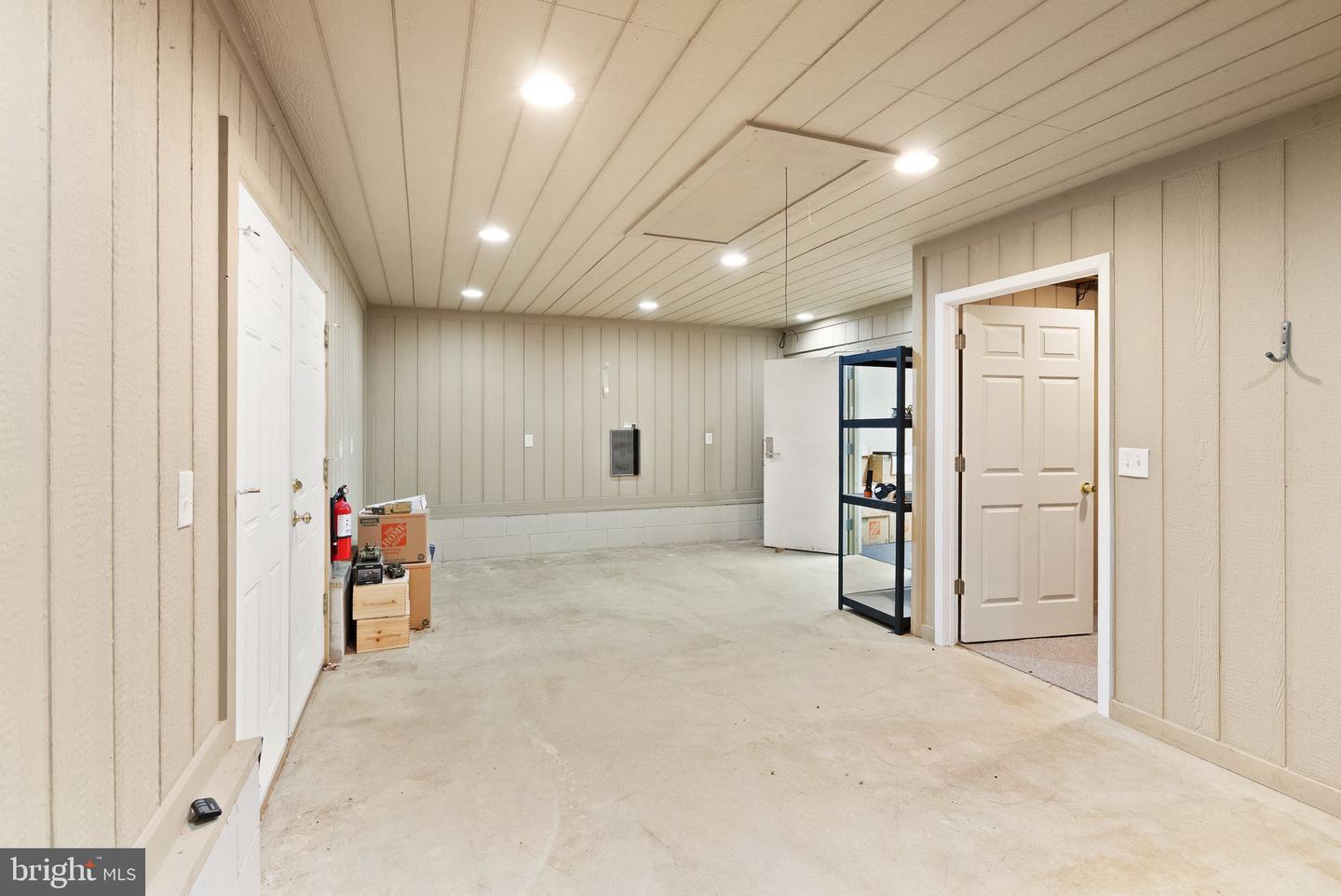 8522 TYSONS CT, VIENNA, Virginia 22182, 5 Bedrooms Bedrooms, ,2 BathroomsBathrooms,Residential,For sale,8522 TYSONS CT,VAFX2280244 MLS # VAFX2280244