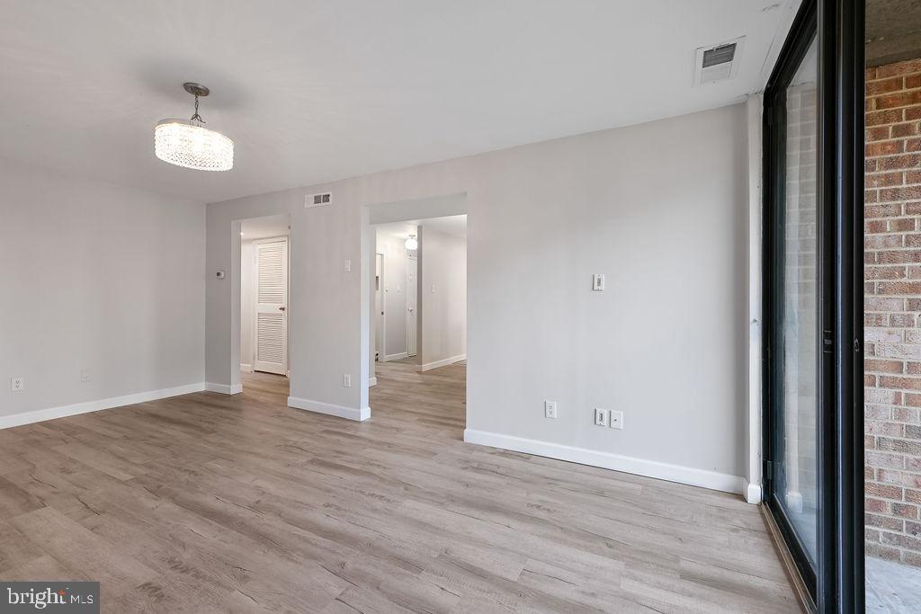 509 N ARMISTEAD ST #103, ALEXANDRIA, Virginia 22312, 3 Bedrooms Bedrooms, ,1 BathroomBathrooms,Residential,For sale,509 N ARMISTEAD ST #103,VAAX2052060 MLS # VAAX2052060
