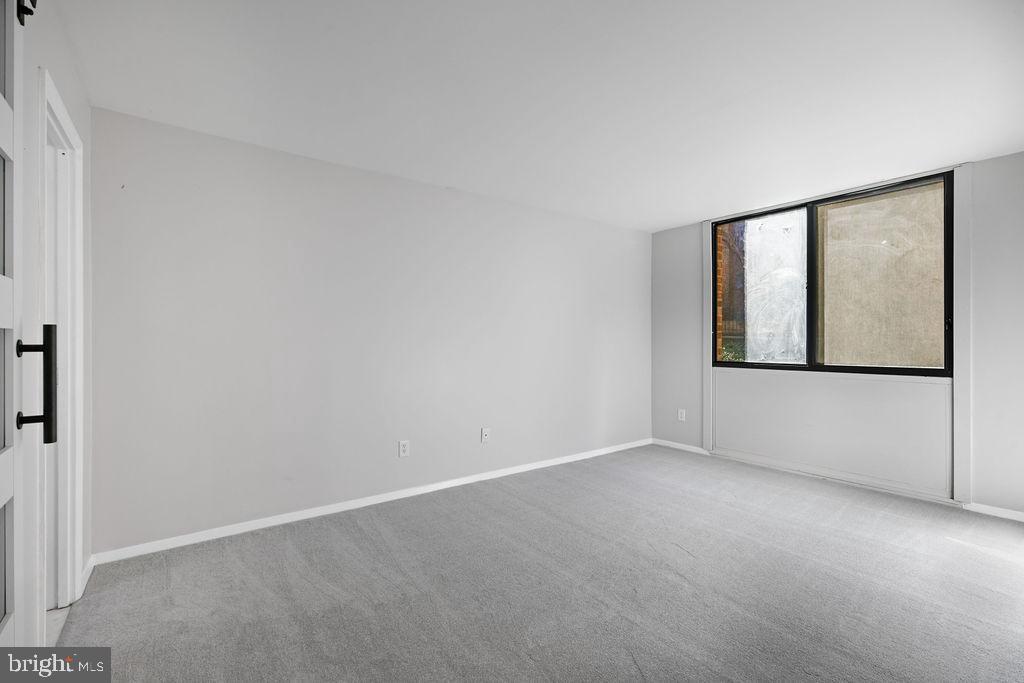 509 N ARMISTEAD ST #103, ALEXANDRIA, Virginia 22312, 3 Bedrooms Bedrooms, ,1 BathroomBathrooms,Residential,For sale,509 N ARMISTEAD ST #103,VAAX2052060 MLS # VAAX2052060