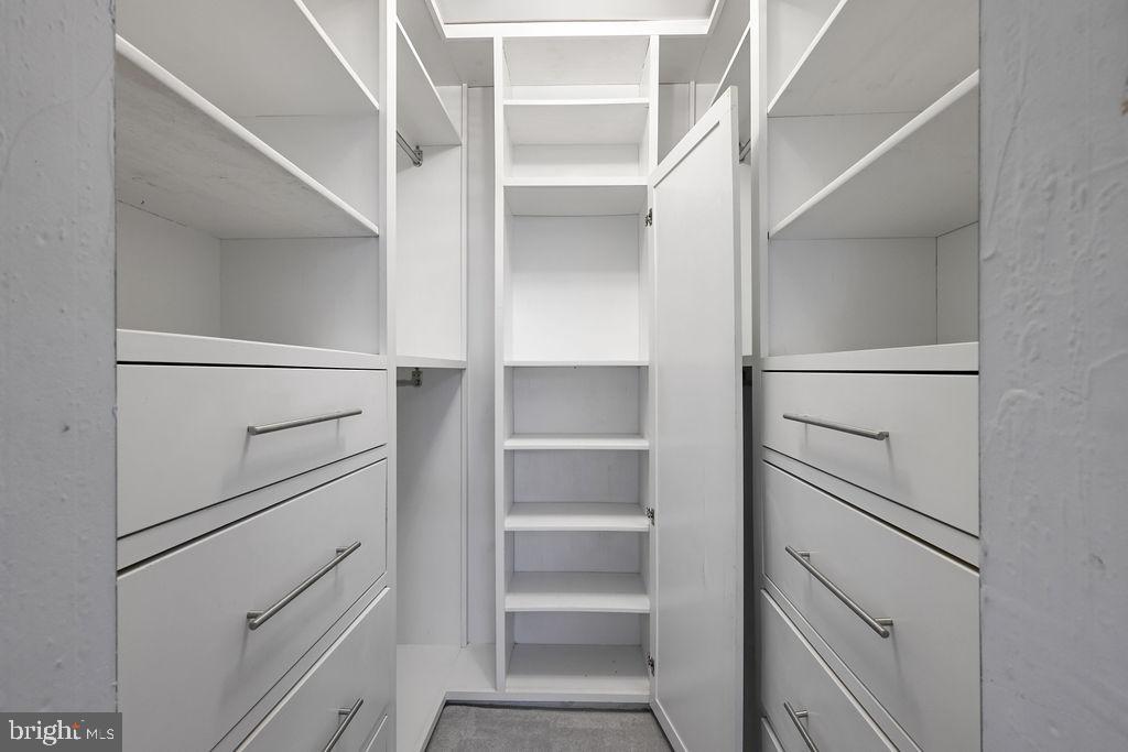 509 N ARMISTEAD ST #103, ALEXANDRIA, Virginia 22312, 3 Bedrooms Bedrooms, ,1 BathroomBathrooms,Residential,For sale,509 N ARMISTEAD ST #103,VAAX2052060 MLS # VAAX2052060