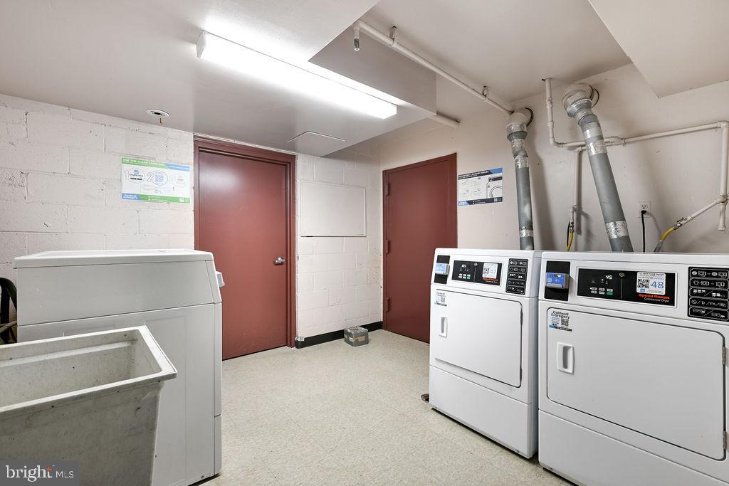 509 N ARMISTEAD ST #103, ALEXANDRIA, Virginia 22312, 3 Bedrooms Bedrooms, ,1 BathroomBathrooms,Residential,For sale,509 N ARMISTEAD ST #103,VAAX2052060 MLS # VAAX2052060