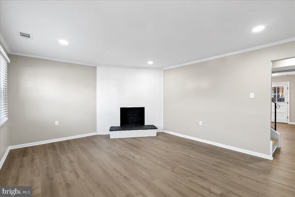 23 SYDNOR ST, HAMILTON, Virginia 20158, 3 Bedrooms Bedrooms, ,2 BathroomsBathrooms,Residential,For sale,23 SYDNOR ST,VALO2111720 MLS # VALO2111720