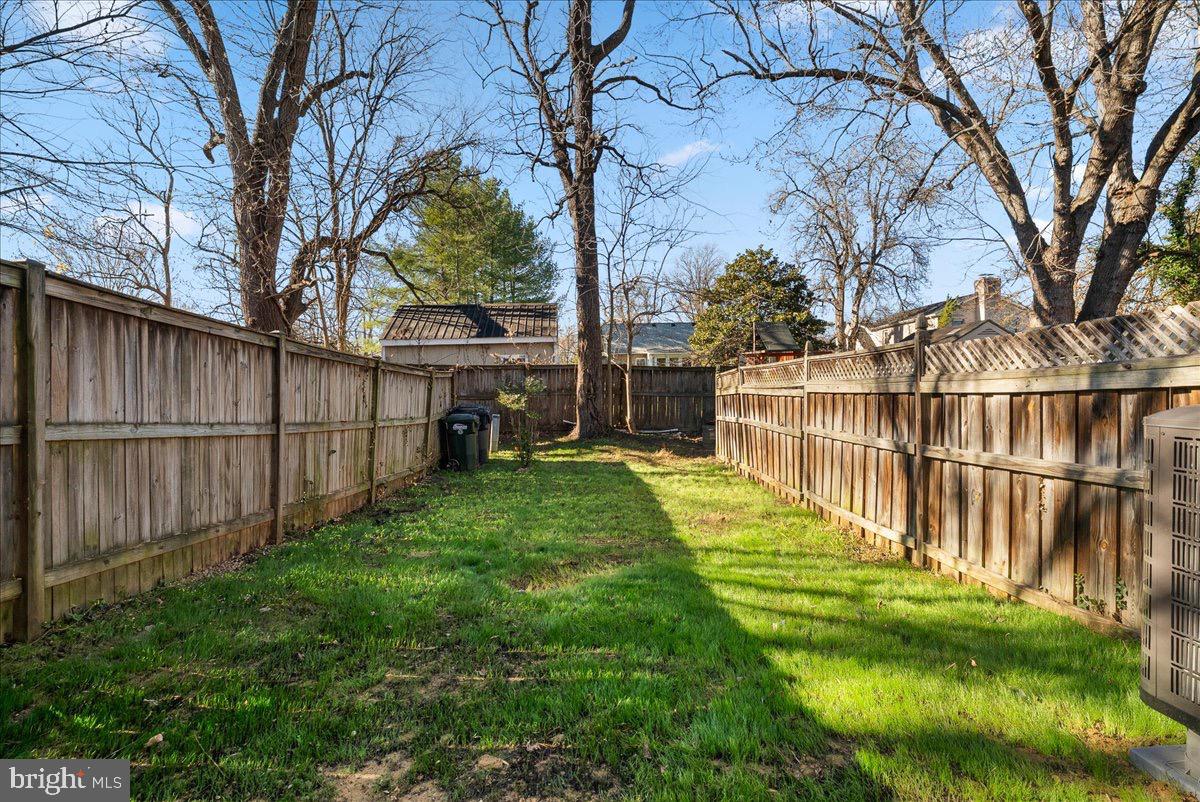 23 SYDNOR ST, HAMILTON, Virginia 20158, 3 Bedrooms Bedrooms, ,2 BathroomsBathrooms,Residential,For sale,23 SYDNOR ST,VALO2111720 MLS # VALO2111720