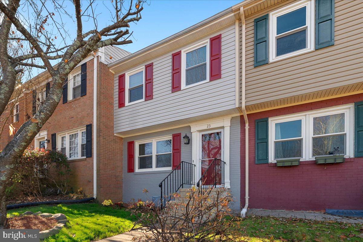 23 SYDNOR ST, HAMILTON, Virginia 20158, 3 Bedrooms Bedrooms, ,2 BathroomsBathrooms,Residential,For sale,23 SYDNOR ST,VALO2111720 MLS # VALO2111720