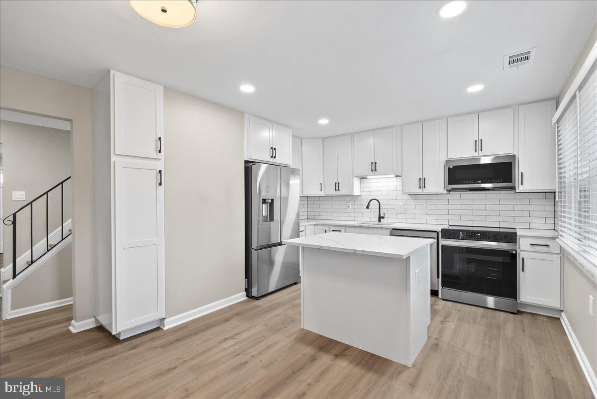 23 SYDNOR ST, HAMILTON, Virginia 20158, 3 Bedrooms Bedrooms, ,2 BathroomsBathrooms,Residential,For sale,23 SYDNOR ST,VALO2111720 MLS # VALO2111720