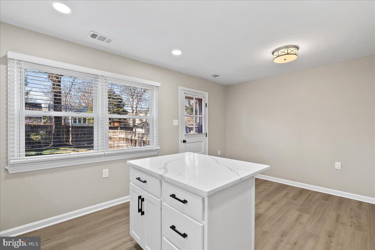 23 SYDNOR ST, HAMILTON, Virginia 20158, 3 Bedrooms Bedrooms, ,2 BathroomsBathrooms,Residential,For sale,23 SYDNOR ST,VALO2111720 MLS # VALO2111720