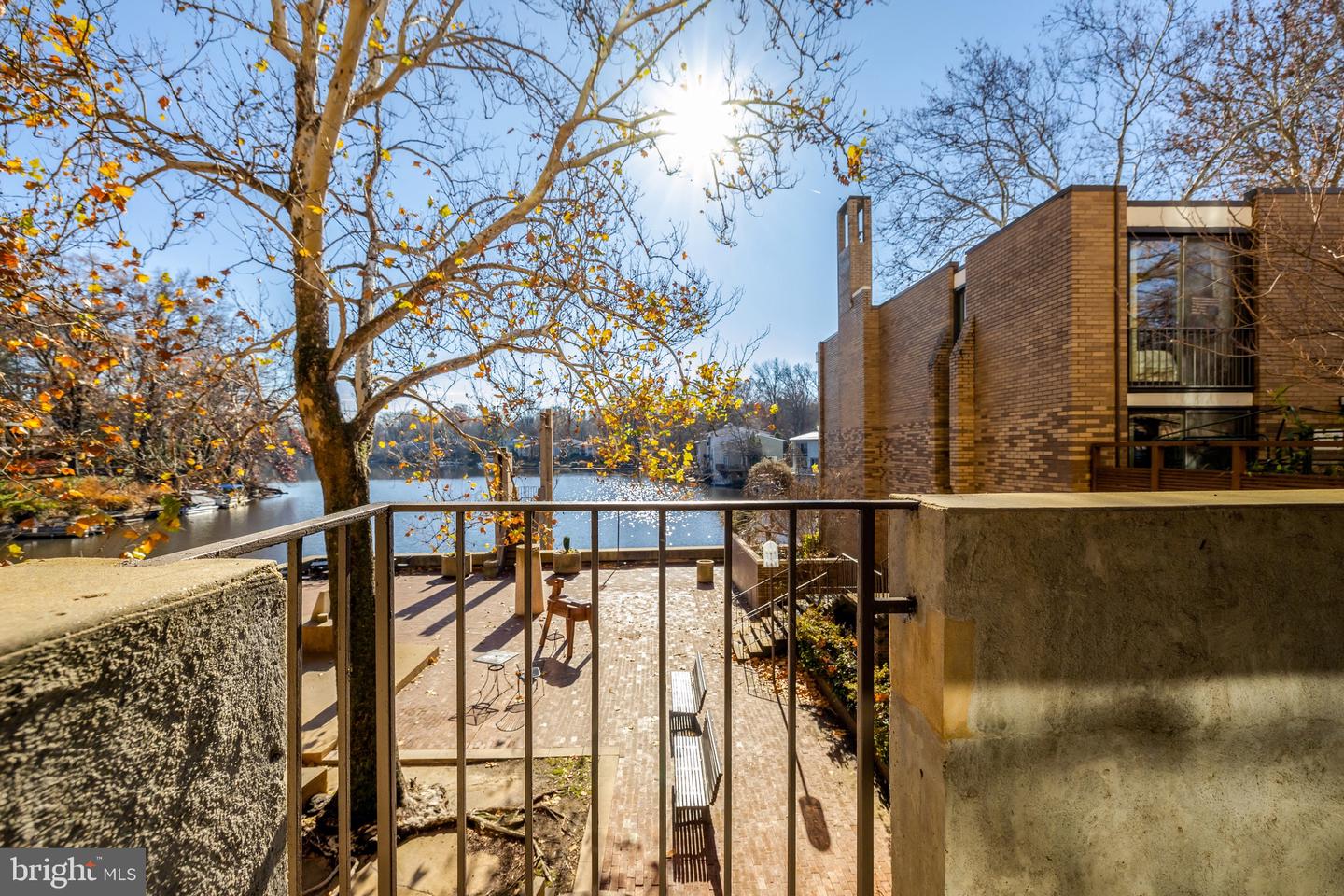 11400 WASHINGTON PLZ W #103, RESTON, Virginia 20190, 2 Bedrooms Bedrooms, ,2 BathroomsBathrooms,Residential,For sale,11400 WASHINGTON PLZ W #103,VAFX2280564 MLS # VAFX2280564