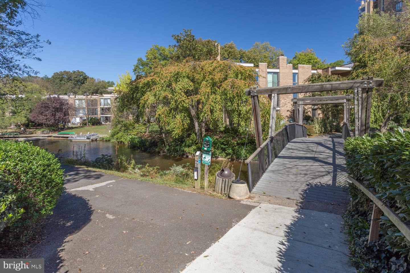 11400 WASHINGTON PLZ W #103, RESTON, Virginia 20190, 2 Bedrooms Bedrooms, ,2 BathroomsBathrooms,Residential,For sale,11400 WASHINGTON PLZ W #103,VAFX2280564 MLS # VAFX2280564