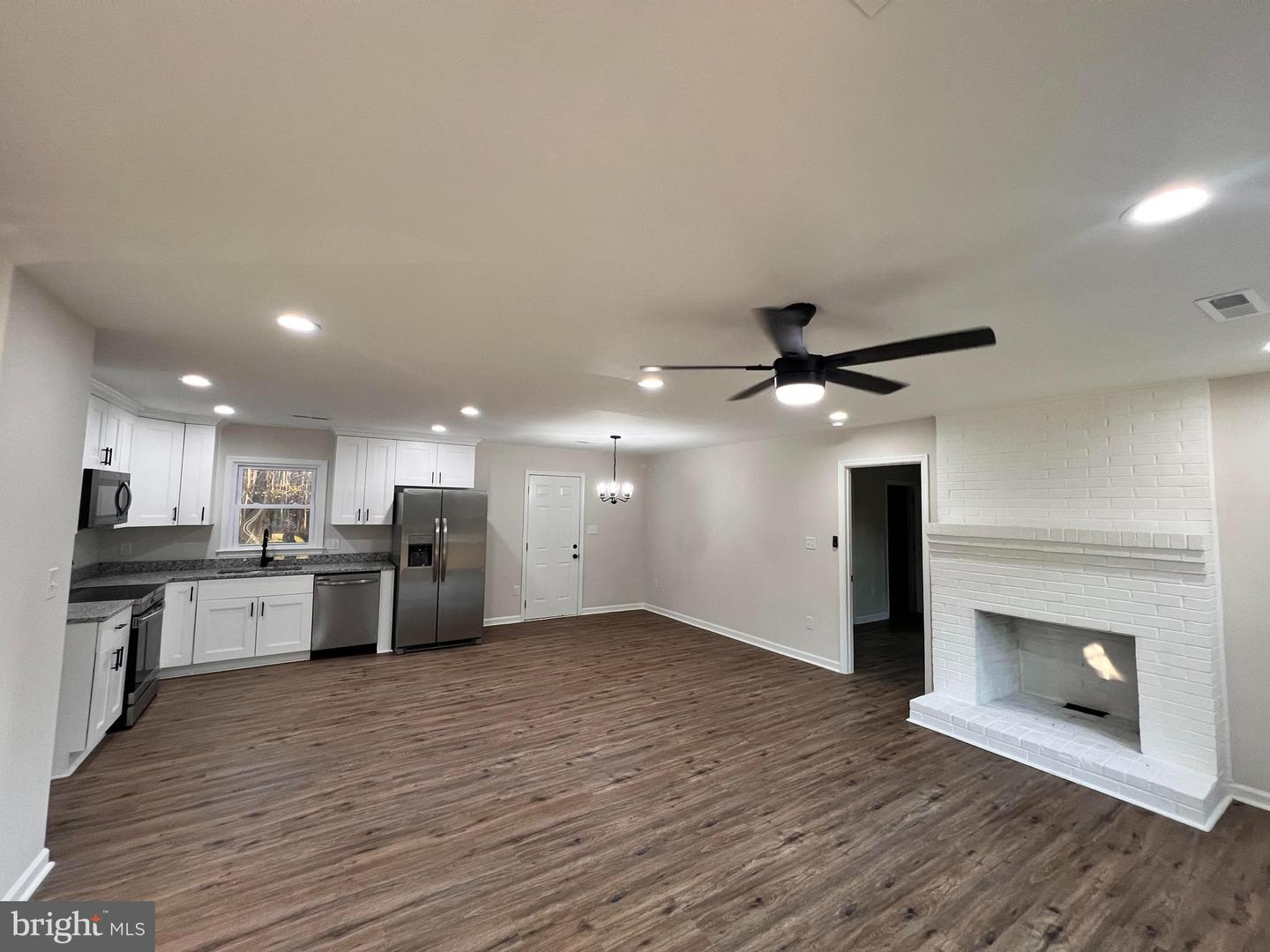 1950 S TIDWELLS RD, MONTROSS, Virginia 22520, 4 Bedrooms Bedrooms, 7 Rooms Rooms,2 BathroomsBathrooms,Residential,For sale,1950 S TIDWELLS RD,VAWE2010172 MLS # VAWE2010172