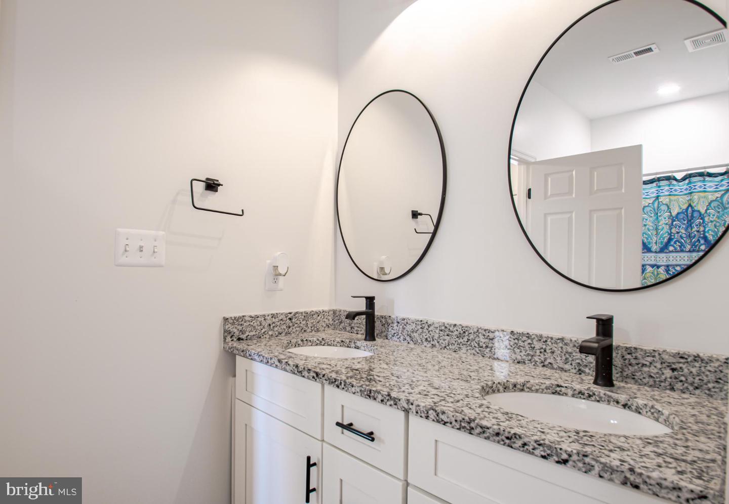 2600 LAKEVIEW PKWY, LOCUST GROVE, Virginia 22508, 3 Bedrooms Bedrooms, 5 Rooms Rooms,2 BathroomsBathrooms,Residential,For sale,2600 LAKEVIEW PKWY,VAOR2012862 MLS # VAOR2012862