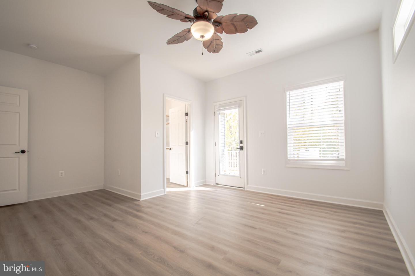 2600 LAKEVIEW PKWY, LOCUST GROVE, Virginia 22508, 3 Bedrooms Bedrooms, 5 Rooms Rooms,2 BathroomsBathrooms,Residential,For sale,2600 LAKEVIEW PKWY,VAOR2012862 MLS # VAOR2012862