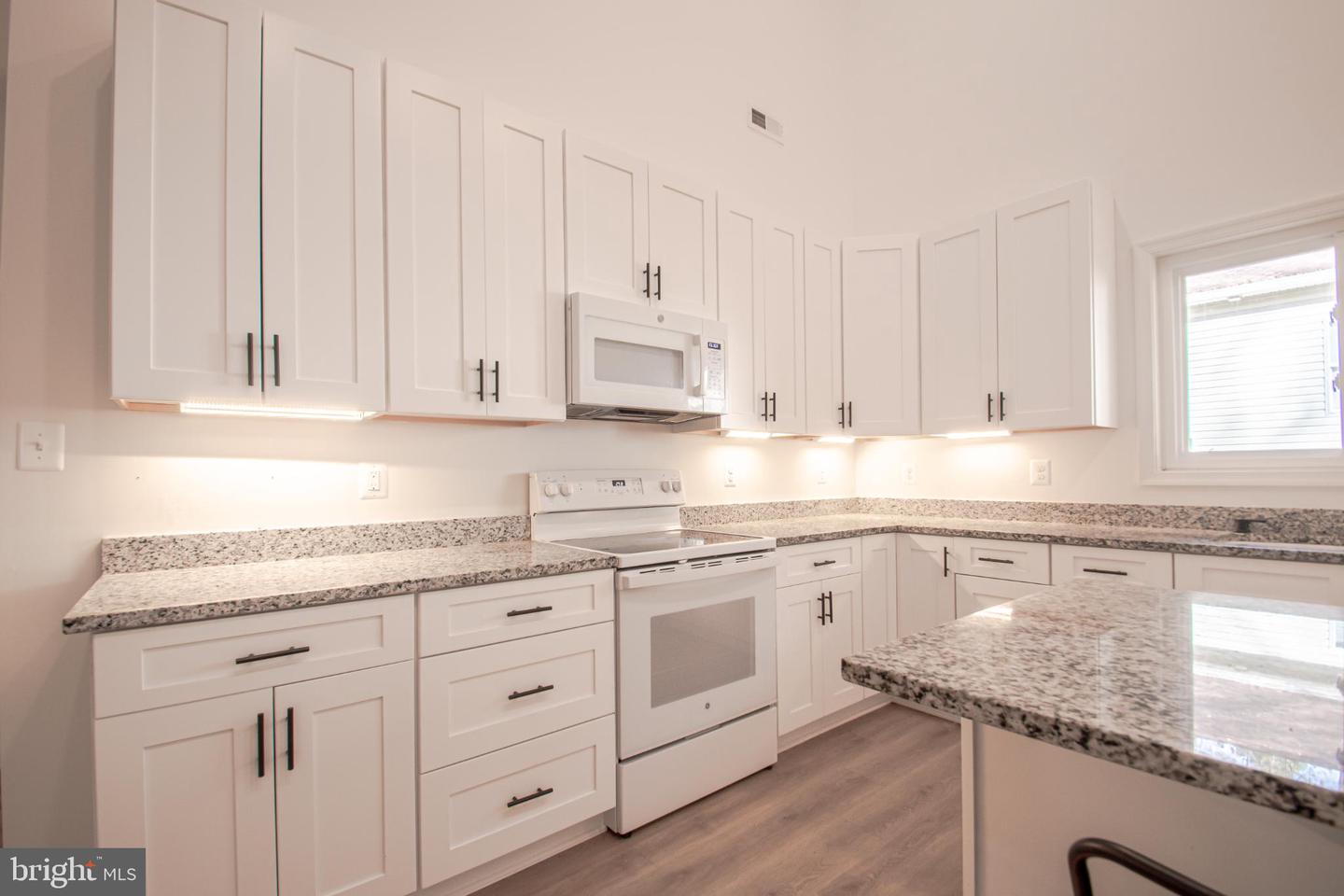 2600 LAKEVIEW PKWY, LOCUST GROVE, Virginia 22508, 3 Bedrooms Bedrooms, 5 Rooms Rooms,2 BathroomsBathrooms,Residential,For sale,2600 LAKEVIEW PKWY,VAOR2012862 MLS # VAOR2012862