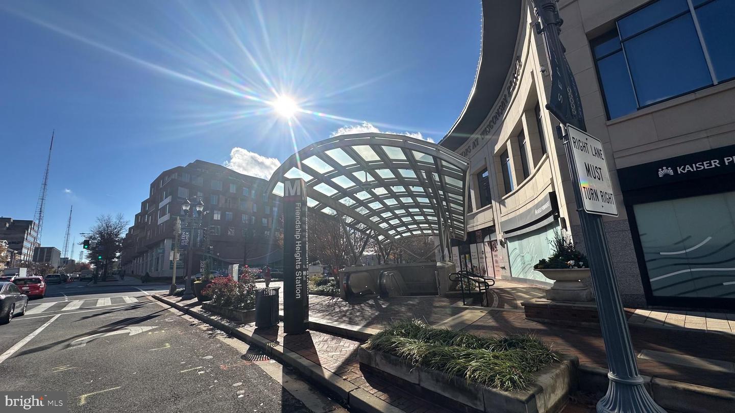 4421 FESSENDEN ST NW, WASHINGTON, District Of Columbia 20016, 3 Bedrooms Bedrooms, ,1 BathroomBathrooms,Residential,For sale,4421 FESSENDEN ST NW,DCDC2233120 MLS # DCDC2233120