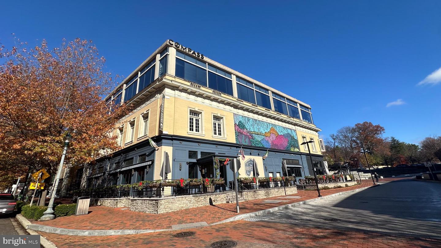 4421 FESSENDEN ST NW, WASHINGTON, District Of Columbia 20016, 3 Bedrooms Bedrooms, ,1 BathroomBathrooms,Residential,For sale,4421 FESSENDEN ST NW,DCDC2233120 MLS # DCDC2233120