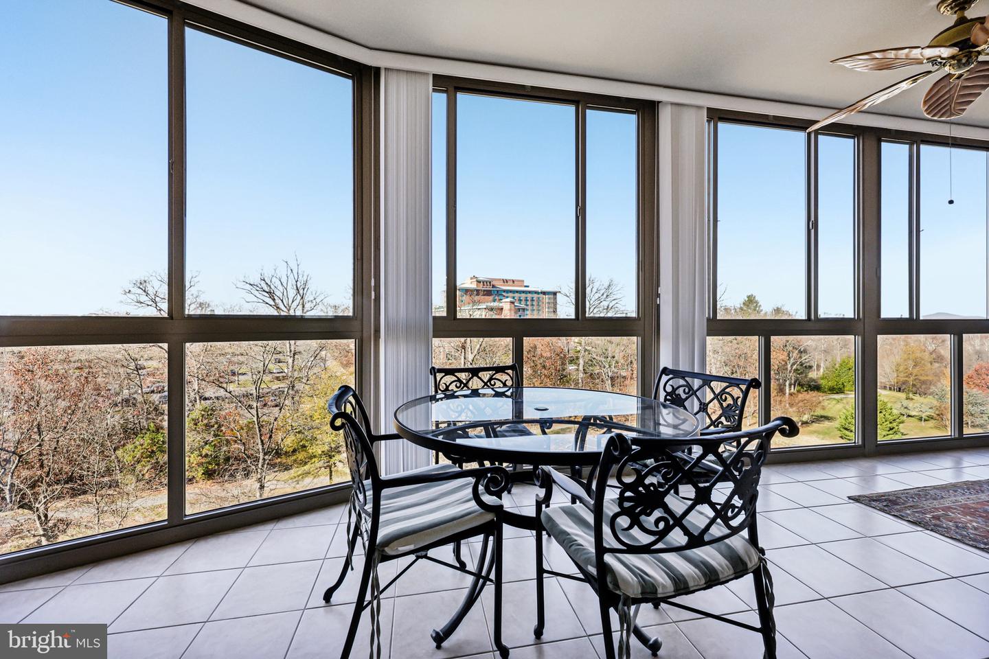 19365 CYPRESS RIDGE TER #621, LEESBURG, Virginia 20176, 2 Bedrooms Bedrooms, ,2 BathroomsBathrooms,Residential,For sale,19365 CYPRESS RIDGE TER #621,VALO2111734 MLS # VALO2111734