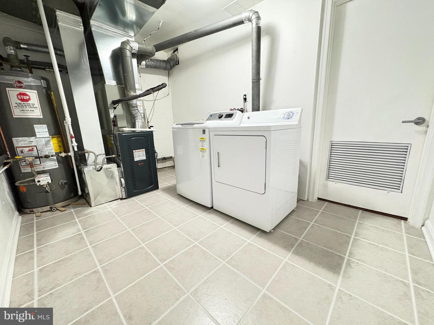 8900 WILSON AVE, MANASSAS, Virginia 20110, 4 Bedrooms Bedrooms, ,2 BathroomsBathrooms,Residential,For sale,8900 WILSON AVE,VAMN2009744 MLS # VAMN2009744