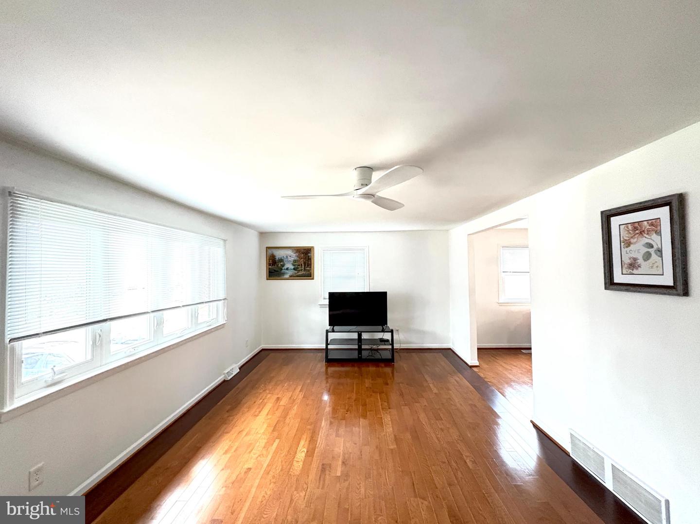 8900 WILSON AVE, MANASSAS, Virginia 20110, 4 Bedrooms Bedrooms, ,2 BathroomsBathrooms,Residential,For sale,8900 WILSON AVE,VAMN2009744 MLS # VAMN2009744