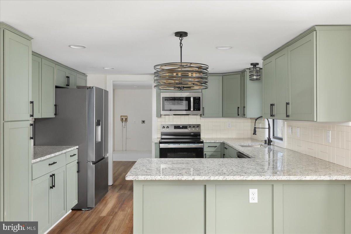 1999 US HWY BSN 340 W, STANLEY, Virginia 22851, 3 Bedrooms Bedrooms, ,3 BathroomsBathrooms,Residential,For sale,1999 US HWY BSN 340 W,VAPA2005666 MLS # VAPA2005666